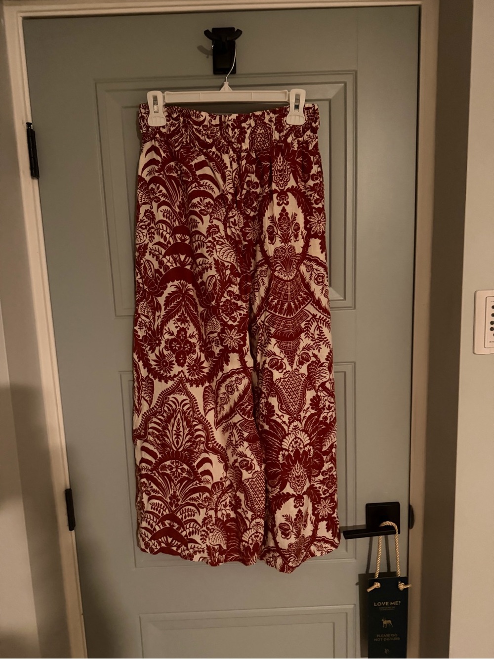 Red Patterned Wide-Leg pant - Picture 4 of 4